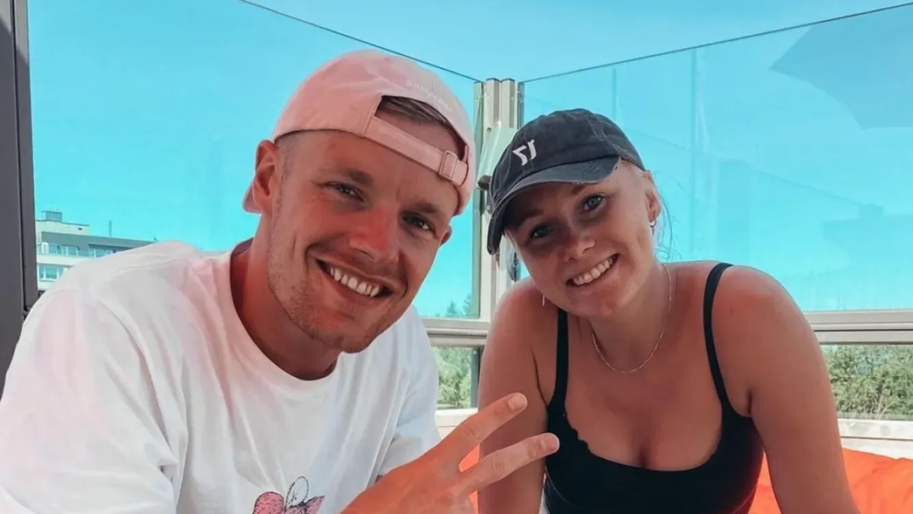 Enzo Knol en Myron Koops: nu ook juridisch content voor de vlog